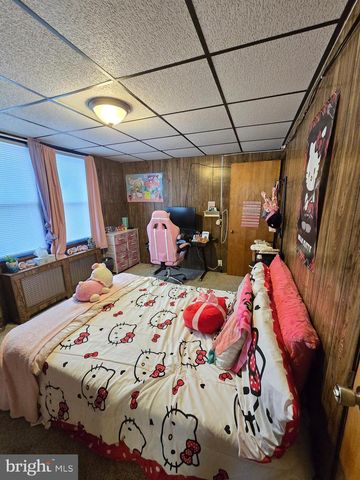 4852 8TH AVE, Temple, PA 19560