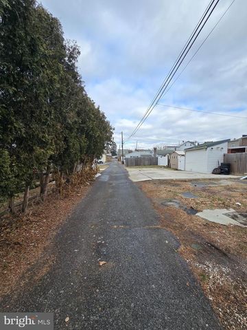 4852 8TH AVE, Temple, PA 19560