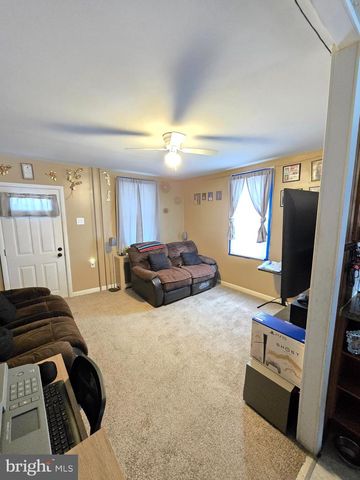 4852 8TH AVE, Temple, PA 19560