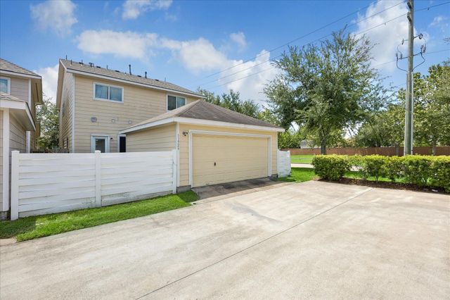 11926 Jelicoe Drive, Houston, TX 77047