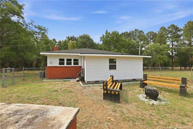2259 Lake Upchurch Drive, Parkton, NC 28371