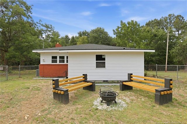 2259 Lake Upchurch Drive, Parkton, NC 28371