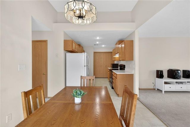 610 W Ashland Street, Nevada, MO 64772