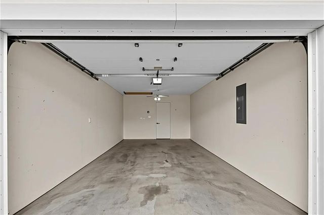 610 W Ashland Street, Nevada, MO 64772