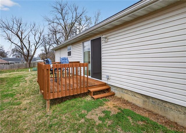 610 W Ashland Street, Nevada, MO 64772