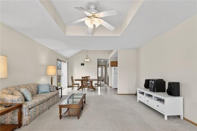 610 W Ashland Street, Nevada, MO 64772