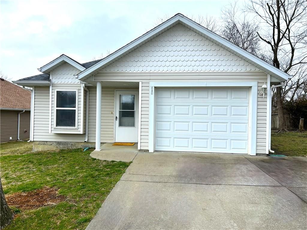 610 W Ashland Street, Nevada, MO 64772