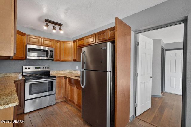 493 W Baltimore Drive, Deland, FL 32720