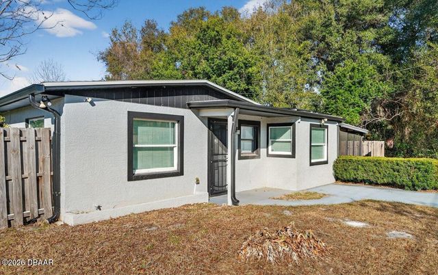 493 W Baltimore Drive, Deland, FL 32720