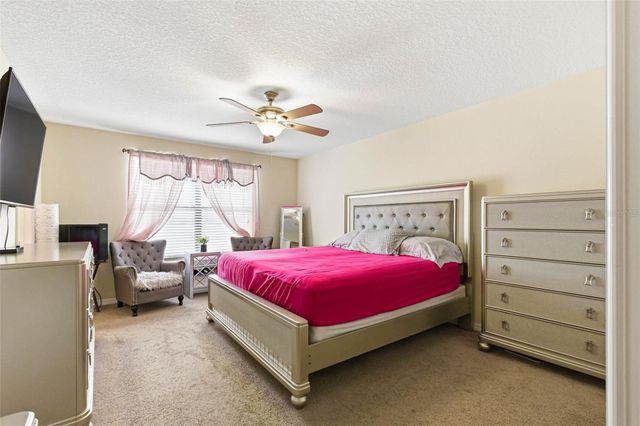 10135 NEWMINSTER LOOP, Ruskin, FL 33573