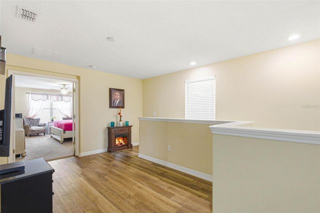 10135 NEWMINSTER LOOP, Ruskin, FL 33573