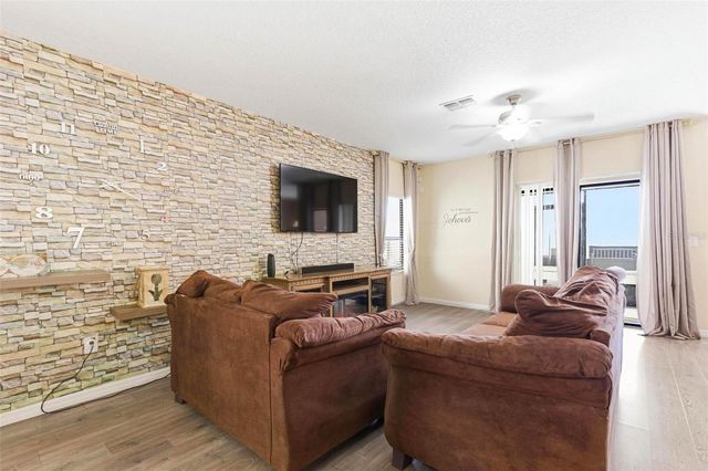 10135 NEWMINSTER LOOP, Ruskin, FL 33573