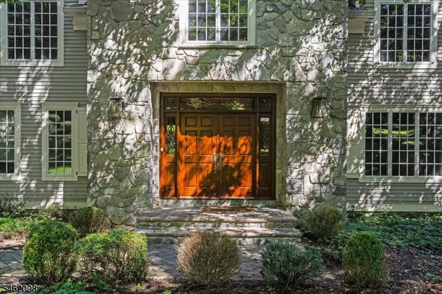 2 Cobblefield Rd, Mendham Twp., NJ 07945