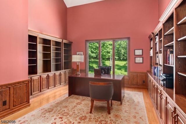 2 Cobblefield Rd, Mendham Twp., NJ 07945