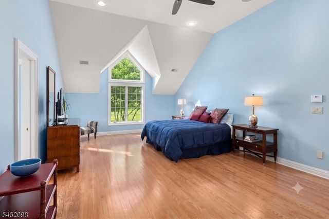 2 Cobblefield Rd, Mendham Twp., NJ 07945