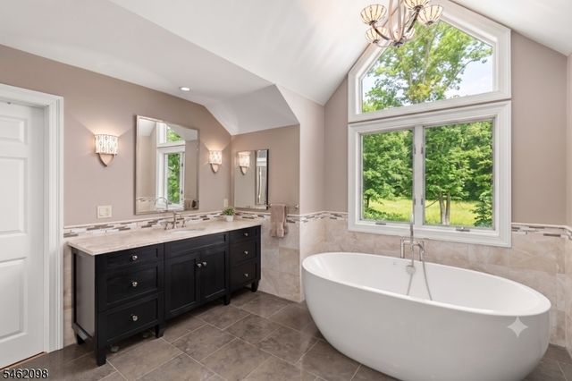 2 Cobblefield Rd, Mendham Twp., NJ 07945