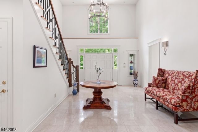 2 Cobblefield Rd, Mendham Twp., NJ 07945