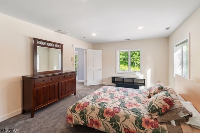 2 Cobblefield Rd, Mendham Twp., NJ 07945