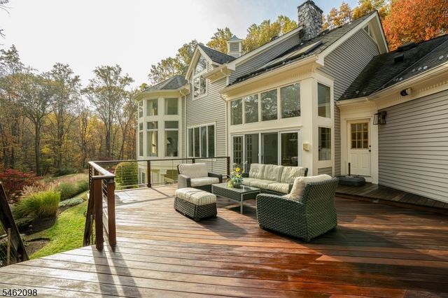 2 Cobblefield Rd, Mendham Twp., NJ 07945