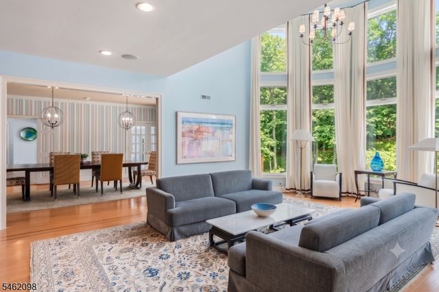 2 Cobblefield Rd, Mendham Twp., NJ 07945