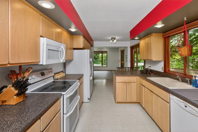 200 Westbend Circle, Ames, IA 50014