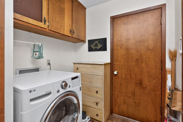 200 Westbend Circle, Ames, IA 50014