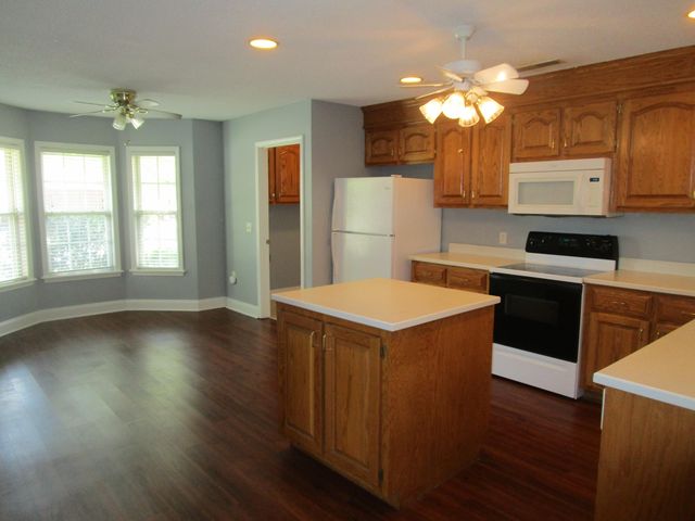 601 Brushwood Drive, Sumter, SC 29154