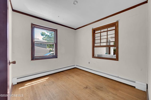 618 Parkside Avenue, Toms River, NJ 08753