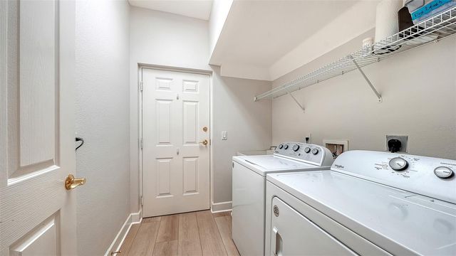 5235 PARISIENNE PLACE 101B28, Sarasota, FL 34238