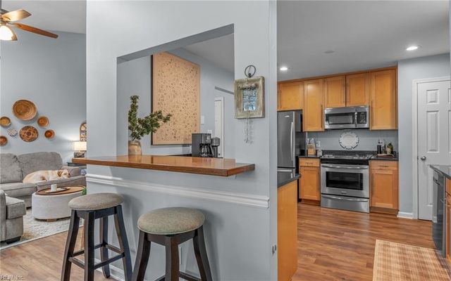 2001 Ealing CRES, Virginia Beach, VA 23454