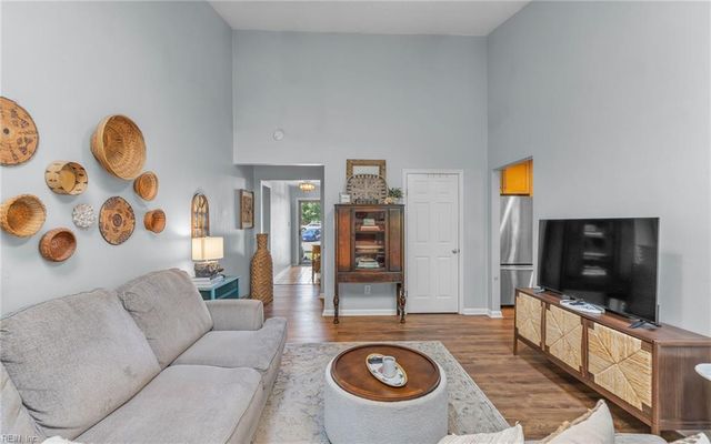 2001 Ealing CRES, Virginia Beach, VA 23454