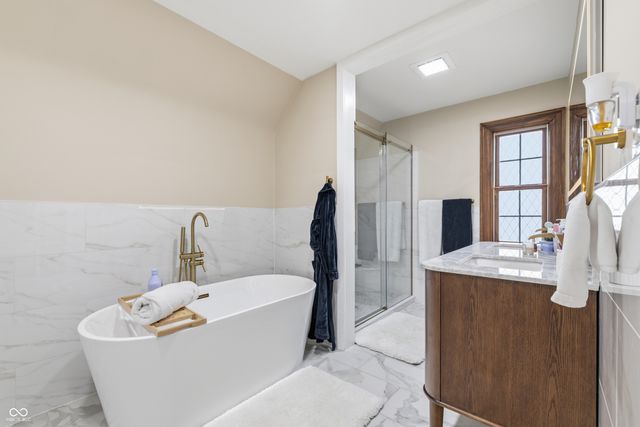 5454 N Illinois Street, Indianapolis, IN 46208