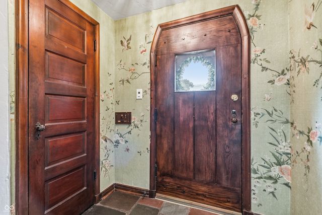 5454 N Illinois Street, Indianapolis, IN 46208