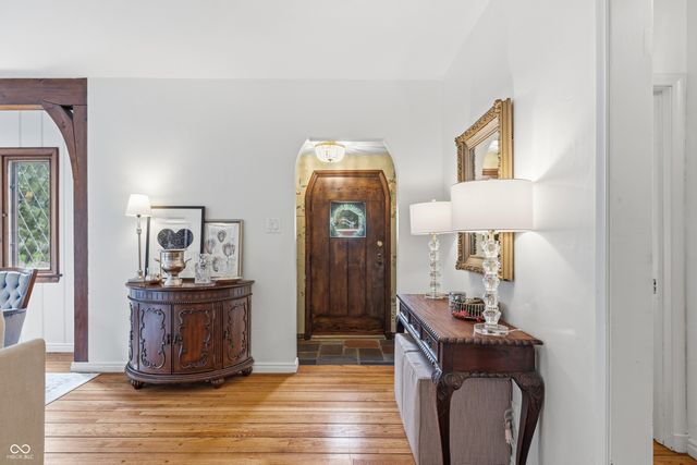 5454 N Illinois Street, Indianapolis, IN 46208