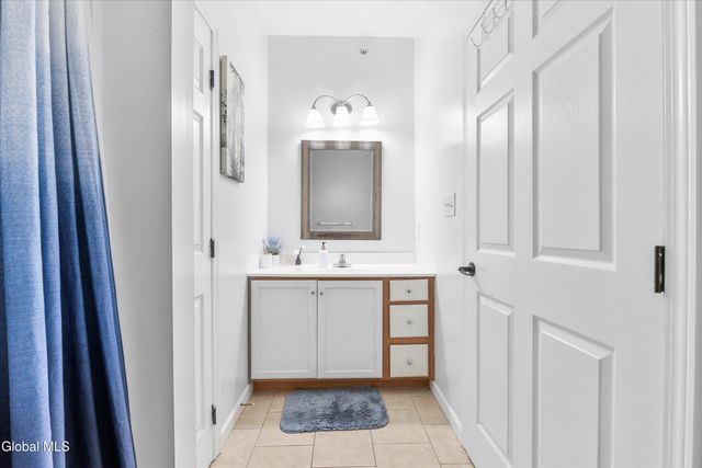 401 Avalon Place, Cohoes, NY 12047