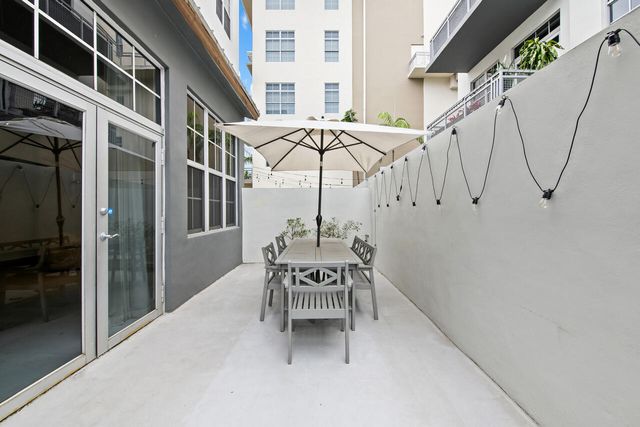 425 N Andrews Avenue 206, Fort Lauderdale, FL 33301