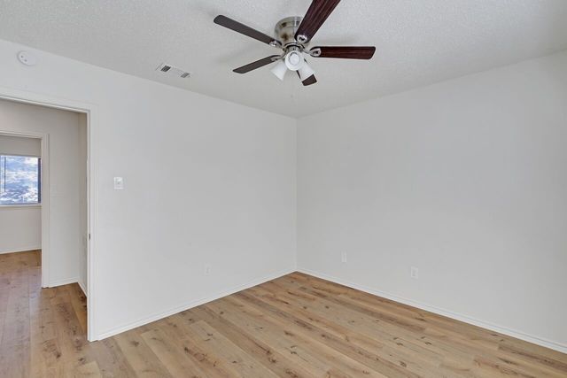 210 Rolston Road 1, Irving, TX 75060