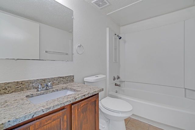 210 Rolston Road 1, Irving, TX 75060