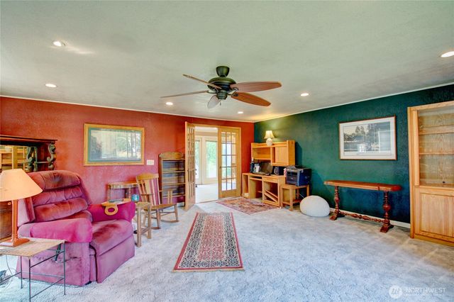 21213 Plaza Drive, Sedro Woolley, WA 98284