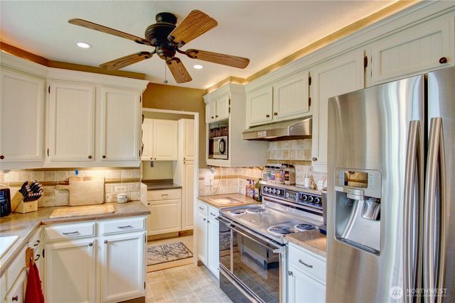 21213 Plaza Drive, Sedro Woolley, WA 98284