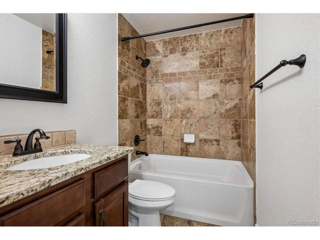 9452 Garden Ct, Highlands Ranch, CO 80126