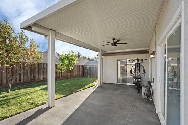 236 Sasha Rose Dr, Galt, CA 95632