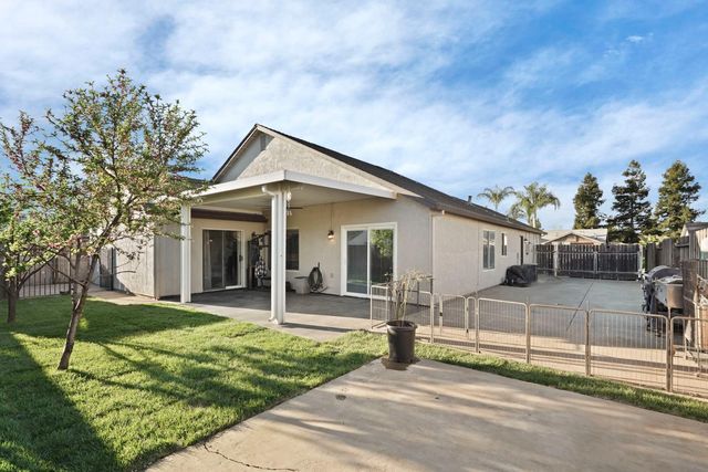 236 Sasha Rose Dr, Galt, CA 95632