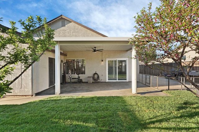 236 Sasha Rose Dr, Galt, CA 95632