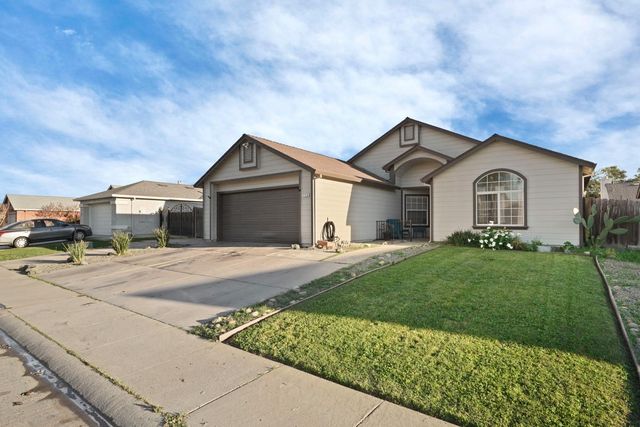 236 Sasha Rose Dr, Galt, CA 95632