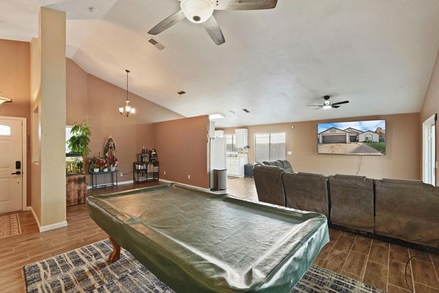 236 Sasha Rose Dr, Galt, CA 95632