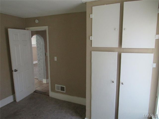 3034 Glenwood Avenue, Alton, IL 62002