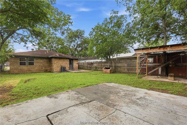 502 West 14th Street, Bryan, TX 77803