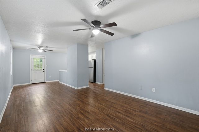 502 West 14th Street, Bryan, TX 77803