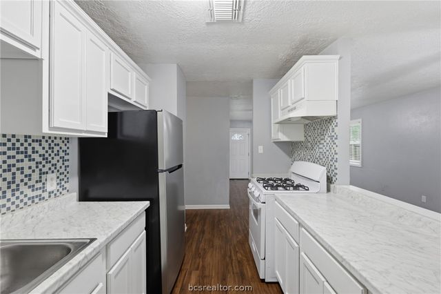 502 West 14th Street, Bryan, TX 77803